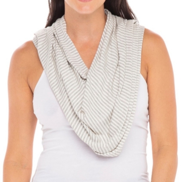 Secret Treasures Women's Maternity Nursing Wrap-(XL-3XL) - Picture 6 of 6